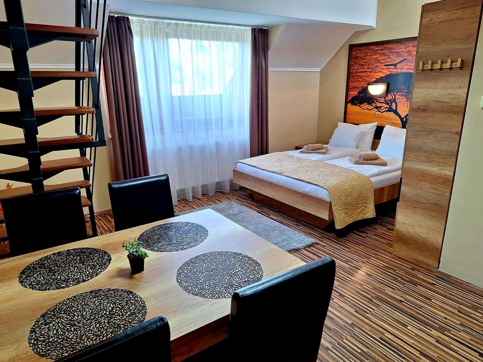 Angyal Apartman Gyula Exterior foto