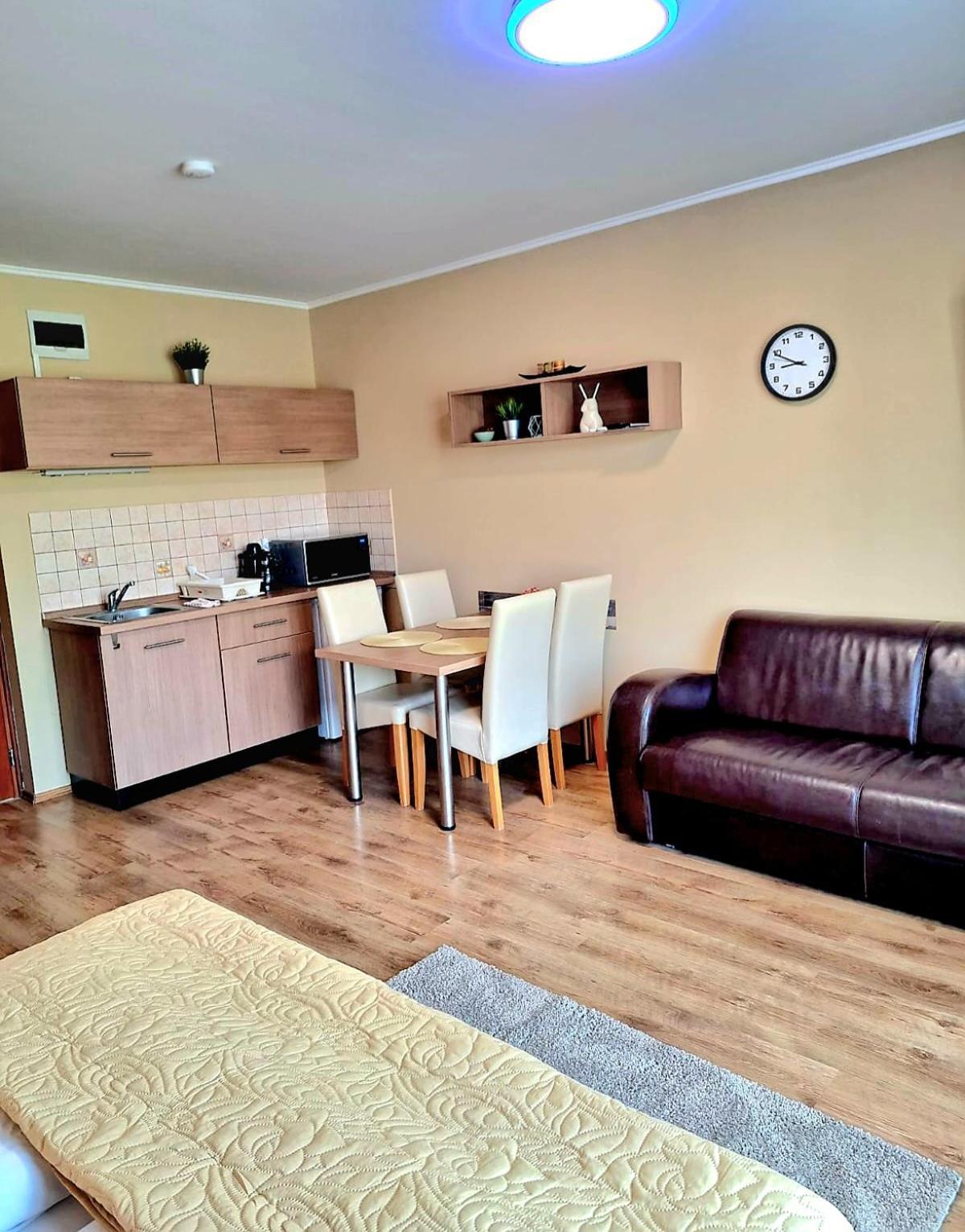 Angyal Apartman Gyula Exterior foto